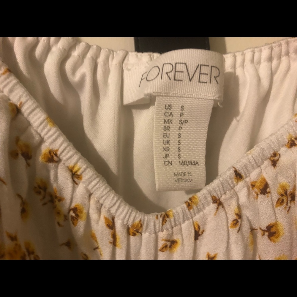 Crop top - Picture 2 of 2